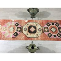 2, 33x12, 30 Fuß Roter Vintage Dekorativer Läufer Teppich Küche/2x12 Oushak Boho Rustikaler Home Decor von OushakRugStudio
