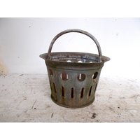 Zinkeimer Gullisieb Pflanztopf Vintage von OutOfData