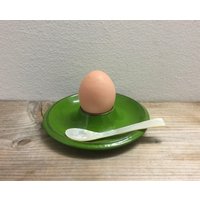 Retro Scandic Thomas Eierbecher Grün Mid Century Keramik Perlmutt Löffel Retro Scandic Thomas Eierbecher Grün Mid Century Keramik Perlmutt Löffel von OutOfMyBarn