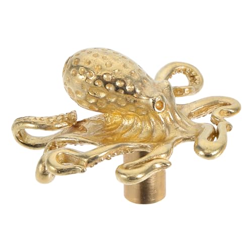 Outanaya Vintage Messing Krake Möbelgriff Nautisches Design Schrankknauf für Kommode Kleiderschrank Wohnzimmer Robuster Seetier Türgriff mit Detailreicher Verarbeitung Vielseitig Einsetzbar Outanaya Vintage Messing Krake Möbelgriff Nautisches Design Schrankknauf für Kommode Kleiderschrank Wohnzimmer Robuster Seetier Türgriff mit Detailreicher Verarbeitung Vielseitig Einsetzbar von Outanaya