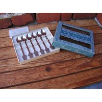 Satz Von 6 Löffel Nicht Verwendet Tee Kaffeelöffel Vintage Dessertlöffel Kleine Servierlöffel Silverplated Besteck von OutlivedMemories