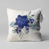 Blaue Lotus Blume Kissenhülle Mit Blau & Weiß Tönen | Doppelseitig Bedruckter Dekokissenbezug Auf Dem Weichen Chenille Verschiedenen Größen von OyzShop