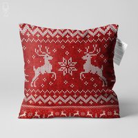 Rote Weihnachtskissenhülle Mit Weißen Rentieren | Doppelseitiger Druck Kissenbezug Auf Dem Weichen Chenille Verschiedenen Größen Oeko-Tex® von OyzShop