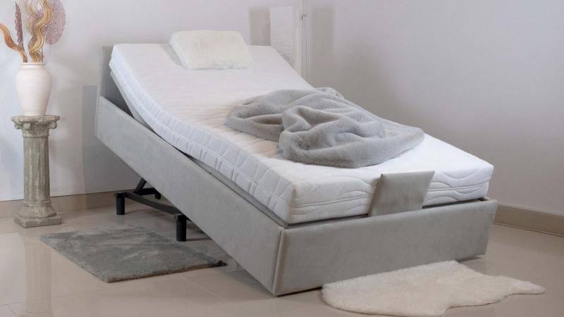 PAARA Funktionsbett Pflegebett Senioren Höhenverstellbar mit Motor elektrisch, gepolsteres Pflegebett von PAARA