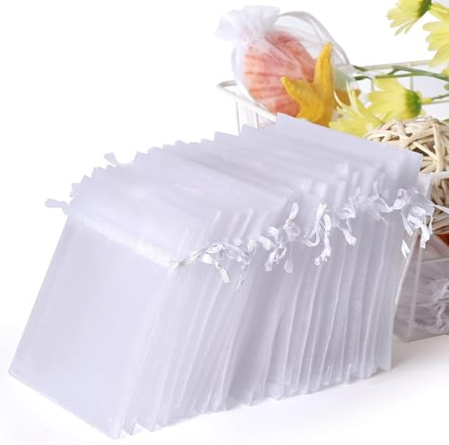 PATRICKWHITE 50 Stück Weiß Organzasäckchen Geschenkbeutel 7 x 9 cm,Schmucksäckchen mit Kordelzug,Organzabeutel Schmucksäckchen Geschenktüten,Für Hochzeit, Taufe, Geschenke von PATRICKWHITE