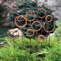 Rusty Finials Set Von 9, Gartenpfähle, Metallgartendekor, Metallgartenkunst, Outdoor-Metalldekor, Rostige Metallringe Gartenskulptur von PAVAmetaldecor