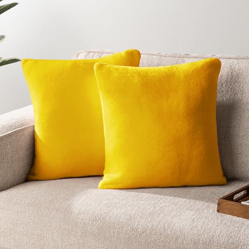 PAVILIA Dekorative Kissenbezüge, 2er-Set, 50 x 50 cm, Senfgelb | quadratischer Kissenbezug für Sofa, Couch, Bett, Schlafzimmer, Wohnzimmer | Fleece-Samt, Plüsch, Reißverschluss, Euro-Kissenbezug PAVILIA Dekorative Kissenbezüge, 2er-Set, 50 x 50 cm, Senfgelb | quadratischer Kissenbezug für Sofa, Couch, Bett, Schlafzimmer, Wohnzimmer | Fleece-Samt, Plüsch, Reißverschluss, Euro-Kissenbezug von PAVILIA