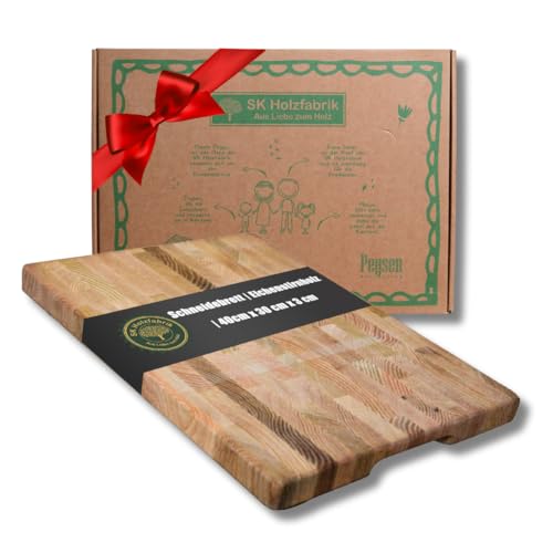 Personalisiertes Schneidebrett aus Eiche 40 x 30 x 3 cm Hochwertiges Küchenbrett aus Stirnholz - Holzschneidebrett groß mit Standfüßen und Griffmulde - Premium Hackblock - Holz Schneidebrett groß Personalisiertes Schneidebrett aus Eiche 40 x 30 x 3 cm Hochwertiges Küchenbrett aus Stirnholz - Holzschneidebrett groß mit Standfüßen und Griffmulde - Premium Hackblock - Holz Schneidebrett groß von PEGSEN