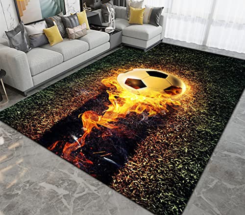 3D Flamme Fußball Wohnzimmer Teppich Gaming Junge Teenager Schlafzimmer Teppich Rutschfest Grün Fußballplatz Fußball Sportspiel Graffiti Kinderzimmer Dekoration Teppiche (Farbe 4,160x200 CM) von PEIHUODAN