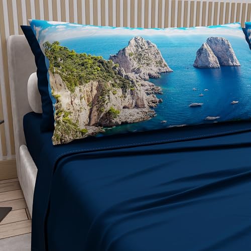 PETTI ARTIGIANI ITALIANI Bettwäsche-Set aus Baumwolle für Maxi-Doppelbett, mit Kissenbezügen und Spannbettlaken, 180 x 200 cm, Capri-Design, Nachtblau, 100% hergestellt in Italien PETTI ARTIGIANI ITALIANI Bettwäsche-Set aus Baumwolle für Maxi-Doppelbett, mit Kissenbezügen und Spannbettlaken, 180 x 200 cm, Capri-Design, Nachtblau, 100% hergestellt in Italien von PETTI Artigiani Italiani