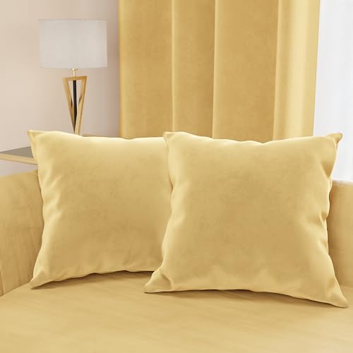 Petti Artigiani Italiani - 2 Samtsofakissen mit Polsterung, Kissenbezüge für Schlafzimmer, Möbelkissen aus Samt mit verdecktem Reißverschluss, Goldfarben, 2 Stück - 80 x 80 cm Petti Artigiani Italiani - 2 Samtsofakissen mit Polsterung, Kissenbezüge für Schlafzimmer, Möbelkissen aus Samt mit verdecktem Reißverschluss, Goldfarben, 2 Stück - 80 x 80 cm von PETTI Artigiani Italiani