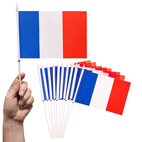 PHENO FLAGS Frankreich Handflagge - 10 pro Set - Fahne 12x20 cm - mit 30cm Flaggenstab & 75 D Polyester Stoff - Die Tischflagge ist ein toller Hingucker für eine Abschieds- oder Mottoparty PHENO FLAGS Frankreich Handflagge - 10 pro Set - Fahne 12x20 cm - mit 30cm Flaggenstab & 75 D Polyester Stoff - Die Tischflagge ist ein toller Hingucker für eine Abschieds- oder Mottoparty von PHENO FLAGS