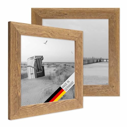 Bilderrahmen 10x10 cm Holz Eiche-Optik, 2er Set Echtholz-Rahmen rustikal, Strandhaus, Made in Germany, Echtglas, zum Aufhängen & Aufstellen, extra Zubehör - Treibholzlook mit einem Hauch Küstenflair Bilderrahmen 10x10 cm Holz Eiche-Optik, 2er Set Echtholz-Rahmen rustikal, Strandhaus, Made in Germany, Echtglas, zum Aufhängen & Aufstellen, extra Zubehör - Treibholzlook mit einem Hauch Küstenflair von PHOTOLINI