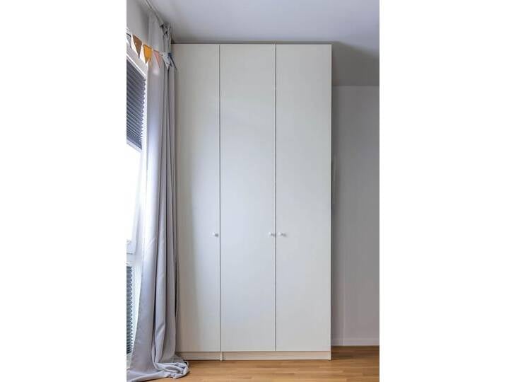 Schmaler Kleiderschrank nach Maß Premium Dekore Schmaler Kleiderschrank nach Maß Premium Dekore von PICKAWOOD