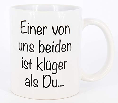 Tasse Einer von uns beiden ist klüger als Du..., Kaffeetasse, Keramiktasse, Tasse mit lustigem Spruch, das ideale Geschenk für Mitarbeiter und Kollegen von PICSonPAPER