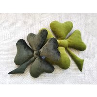 Großes Vierblättriges Kleeblatt Kissen/Kissen Des Glücks Großes Vierblättriges Kleeblatt Kissen/Kissen Des Glücks von PILLOMALO