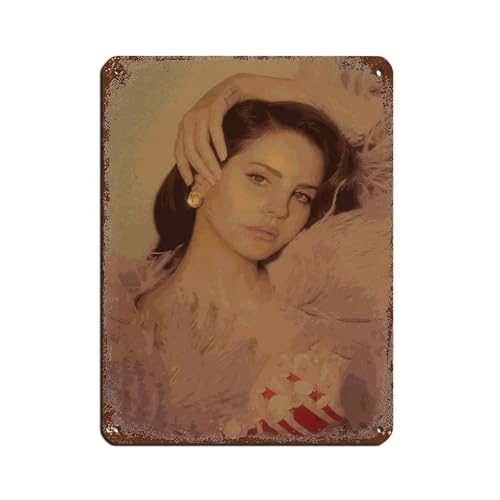 Lana Del Rey Poster, Musikposter, Retro-Poster, Metall-Blechschild, schicke Kunst, Retro, Eisenmalerei, Bar, Menschen, Höhle, Café, Familie, Garage, Poster, Wanddekoration, 30 x 40 cm Lana Del Rey Poster, Musikposter, Retro-Poster, Metall-Blechschild, schicke Kunst, Retro, Eisenmalerei, Bar, Menschen, Höhle, Café, Familie, Garage, Poster, Wanddekoration, 30 x 40 cm von PIPIZA