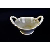 Vintage Crown Devon England Keramik-Schmuckschale Mit Zwei Henkeln Und Dekorativem Korb von PKTreasureHunting