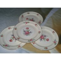 Vintage Satz Von Vier Homer Laughlin 8 Zoll Salatteller Eierschale Nautilus Pricilla Muster Household Institute von PKsLoft