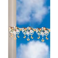 Frühlingshafte Stangendekoration aus Plauener Spitze Frühlingshafte Stangendekoration aus Plauener Spitze von PLAUENER SPITZE