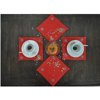 Set Von 6 Anhängern Rote Quadrate Set Von 6 Anhängern Rote Quadrate von PODZEtextile