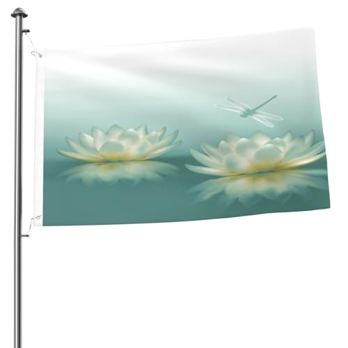60 x 91 cm große Flagge Libelle mit Seerose bedruckte Gartenflagge Festival Zuhause Indoor Outdoor Ostern Dekoration Stoff 60 x 91 cm große Flagge Libelle mit Seerose bedruckte Gartenflagge Festival Zuhause Indoor Outdoor Ostern Dekoration Stoff von POKIKKJH