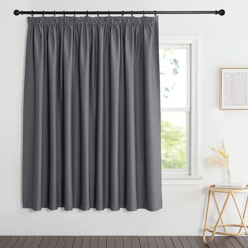 PONY DANCE Extra Breite Gardine Wohnzimmer Kurz 1er Set H 175 x B 280 cm Graue Blickdichte Vorhänge mit Kräuselband für Schiene Raumteiler Vorhang Thermo Hitzeschutz Verdunklungsgardine Grau PONY DANCE Extra Breite Gardine Wohnzimmer Kurz 1er Set H 175 x B 280 cm Graue Blickdichte Vorhänge mit Kräuselband für Schiene Raumteiler Vorhang Thermo Hitzeschutz Verdunklungsgardine Grau von PONY DANCE