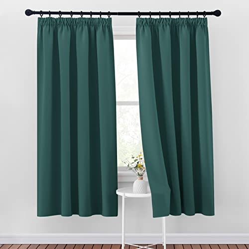 PONY DANCE Dunkelgrüne Gardinen mit Kräuselband Blickdicht 2er Set H 175 x B 140 cm Verdunklungsvorhänge für Schienensystem Vorhang Kurz Fenster Thermogardine Wärmeisolierend PONY DANCE Dunkelgrüne Gardinen mit Kräuselband Blickdicht 2er Set H 175 x B 140 cm Verdunklungsvorhänge für Schienensystem Vorhang Kurz Fenster Thermogardine Wärmeisolierend von PONY DANCE