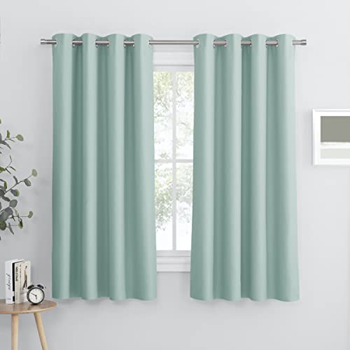 PONY DANCE Verdunklungsvorhänge Ösen Gardienen 2-Set Kurze Gardinen Blickdicht Thermovorhang Schlafzimmer Gardinen und Vorhänge Verdunkelung, H 158 x B 132 cm, Sommergrün von PONY DANCE