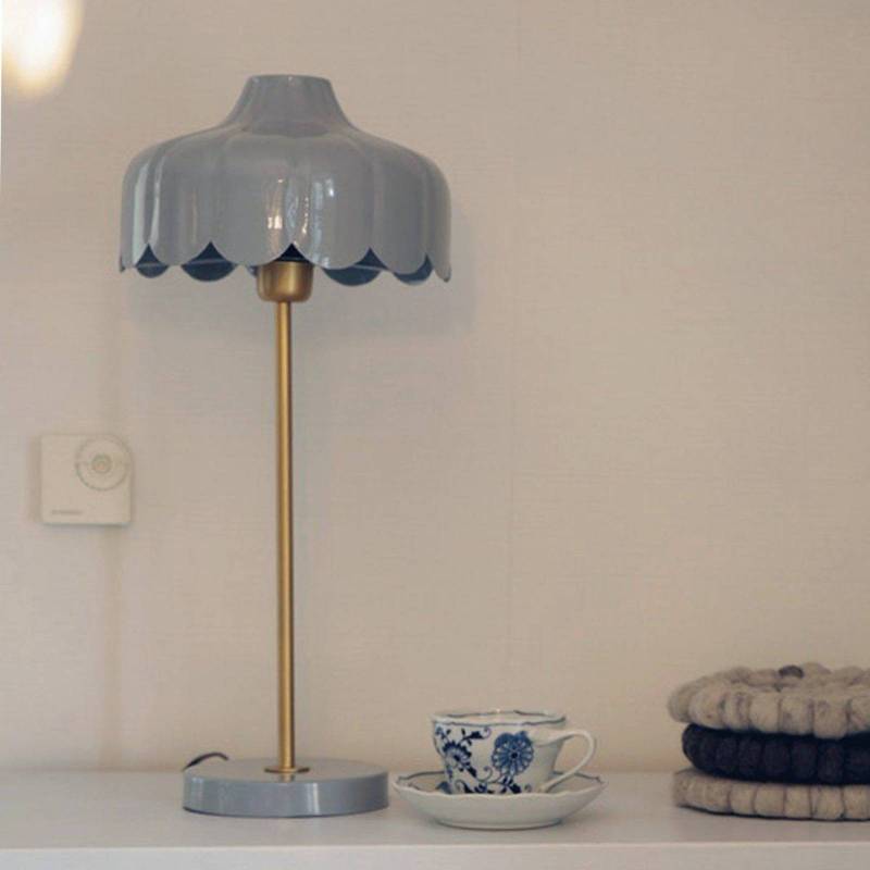 PR Home Tischleuchte Wells, blau/goldfarben Höhe 50 cm von PR Home