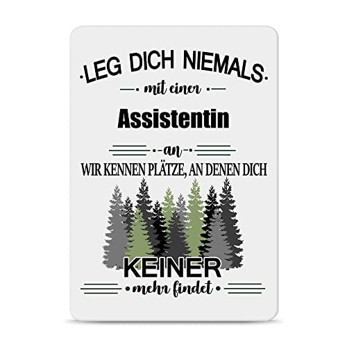 PR Print Royal Berufe Blech-Schild - Leg Dich Niemals mit Einer Assistentin an - Lustiges Geschenk Büro, Job, Arbeit, Kollegin, Freunde, Metall-Poster - Querformat A6 von PR Print Royal