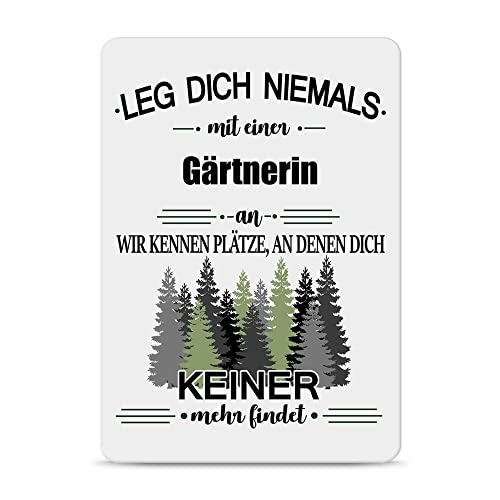 PR Print Royal Berufe Blech-Schild - Leg Dich Niemals mit Einer Gärtnerin an - Lustiges Geschenk Büro, Job, Arbeit, Kollegin, Freunde, Metall-Poster - Querformat A6 von PR Print Royal