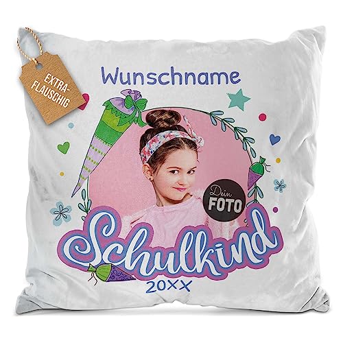PR Print Royal Flauschiges Kissen zur Einschulung - Schulkind mit Foto, Name und Jahr personalisiert - Zuckertüte - personalisierte Geschenke zur Einschulung | Weiß Flauschig, 40 x 40 cm PR Print Royal Flauschiges Kissen zur Einschulung - Schulkind mit Foto, Name und Jahr personalisiert - Zuckertüte - personalisierte Geschenke zur Einschulung | Weiß Flauschig, 40 x 40 cm von PR Print Royal