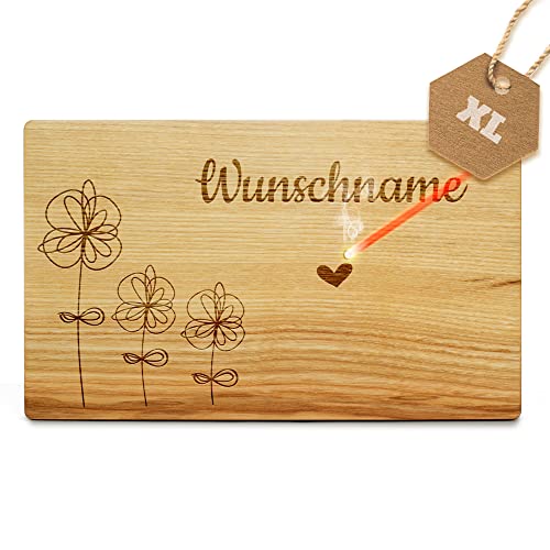 PR Print Royal Großes Frühstücksbrettchen personalisieren mit Namen - Drei Blumen - Geschenk für Freunde zum Geburtstag | Kernesche, 30 x 18 x 15 cm, personalisiertes Geschenk mit Lasergravur von PR Print Royal