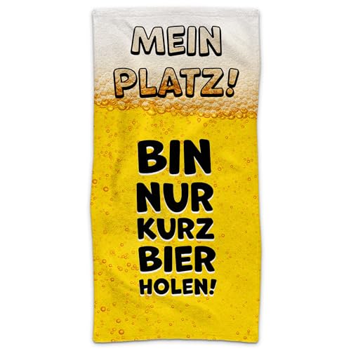 PR Print Royal Handtuch mit lustigem Spruch - Mein Platz, Bin nur kurz Bier Holen - Geschenkidee für Freunde, Kumpels Badetuch für Männer | Fotohandtuch - 140 x 70 cm PR Print Royal Handtuch mit lustigem Spruch - Mein Platz, Bin nur kurz Bier Holen - Geschenkidee für Freunde, Kumpels Badetuch für Männer | Fotohandtuch - 140 x 70 cm von PR Print Royal