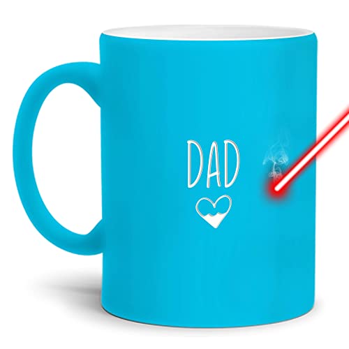 PR Print Royal Tasse mit Gravur & Spruch - Dad - Geschenk zum Vatertag, für Papa, Geburtstag, Weihnachten - Keramik gravieren, Hellblau matt, 300 ml von PR Print Royal