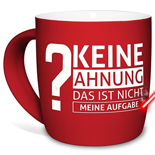 PR Print Royal Tasse mit Gravur & Spruch - Keine Ahnung, Nicht Meine Aufgabe - Lustiges Geschenk für Kollegen, Arbeit, Büro - Keramik außen gummiert, Rot, 300 ml I Personalisierte Lasergravur von PR Print Royal