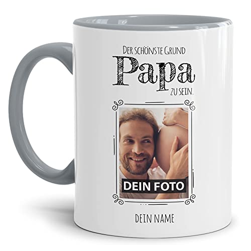 PR Print Royal Tasse mit Spruch - Der schönste Grund Papa zu Sein - Personalisierbare Keramiktasse mit Namen und Foto - Geschenk Papa - Innen & Henkel Grau, 300 ml von PR Print Royal