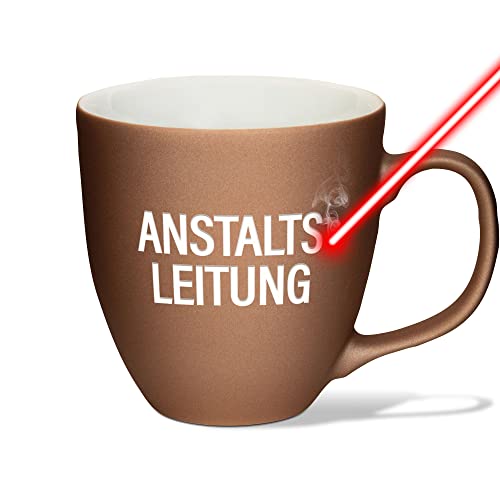 XXL Jumbotasse graviert mit Spruch - Anstaltsleitung - Hochwertige Porzellan-Tasse mit Gravur, Soft Touch Oberfläche matt, Geschenke für Chef Geburtstag Weihnachten | Mystery Copper, 400 ml von PR Print Royal