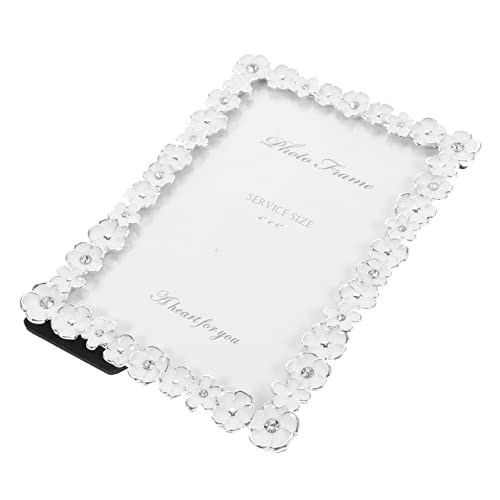 PRETYZOOM Einzigartiger Bilderrahmen Für Fotohalter Aus Weißem Metall Mit Blumendekor PRETYZOOM Einzigartiger Bilderrahmen Für Fotohalter Aus Weißem Metall Mit Blumendekor von PRETYZOOM