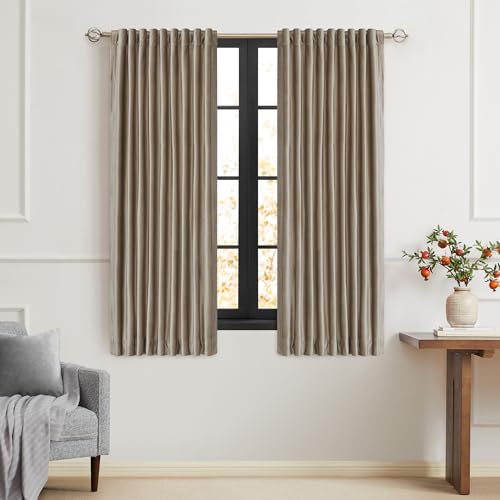 PRIMROSE Taupe Vorhänge 160 cm für Wohnzimmer, 2 Paneele, Samtvorhänge, Verdunkelungsstab, Tasche, Rückseite, Fenster, Behandlung, Raumverdunkelung, dekorative, dicke Vorhänge für Schlafzimmer PRIMROSE Taupe Vorhänge 160 cm für Wohnzimmer, 2 Paneele, Samtvorhänge, Verdunkelungsstab, Tasche, Rückseite, Fenster, Behandlung, Raumverdunkelung, dekorative, dicke Vorhänge für Schlafzimmer von PRIMROSE