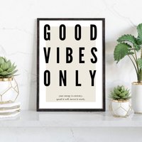 Nur Gute Schwingungen Drucken | Geschenk Für Sie Positiver Druck Beige Home Decor Drucke Poster Neutrale Wandkunst Motivierende von PRINTDimage