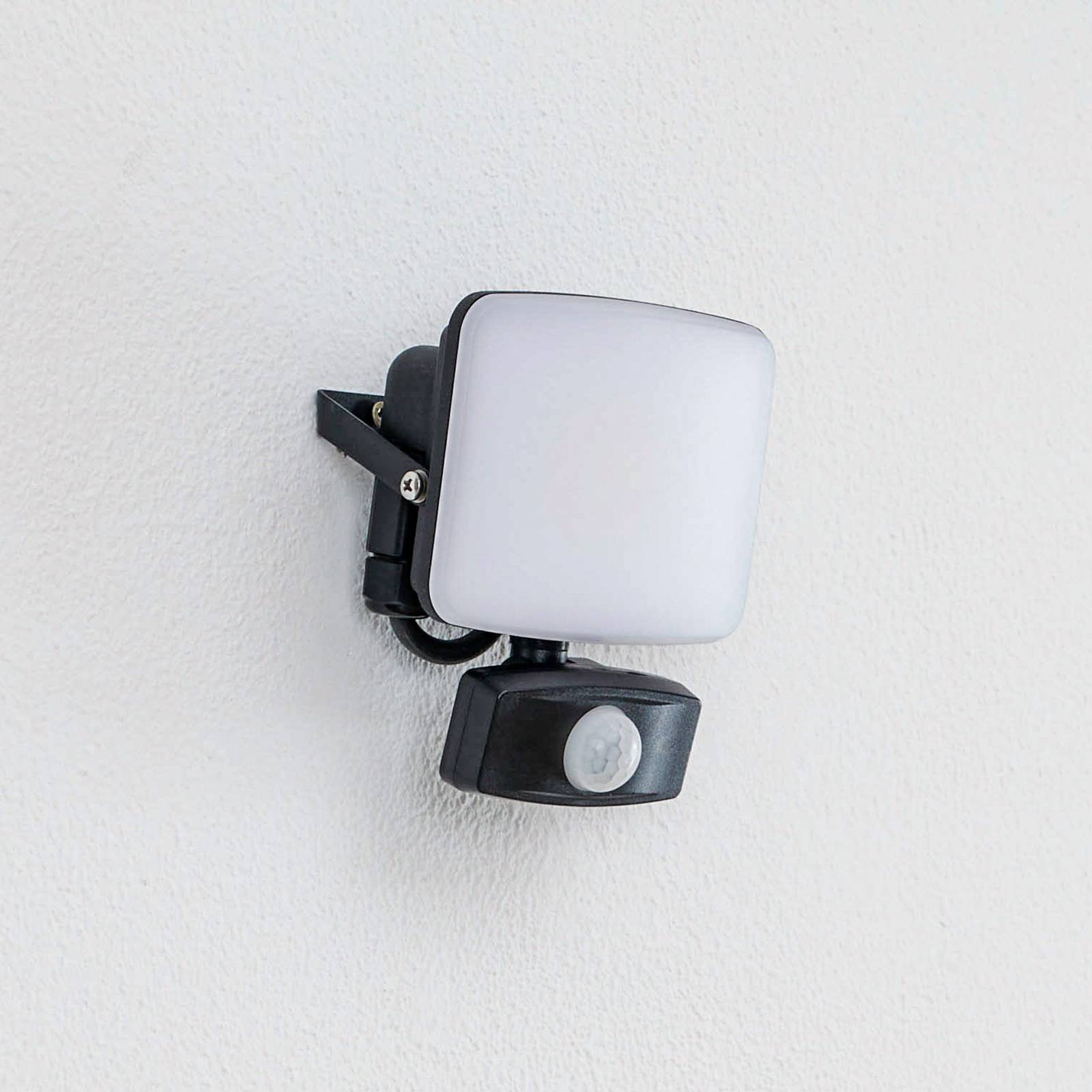Prios Paityn LED-Außen-Wandleuchte,13,4 cm von PRIOS