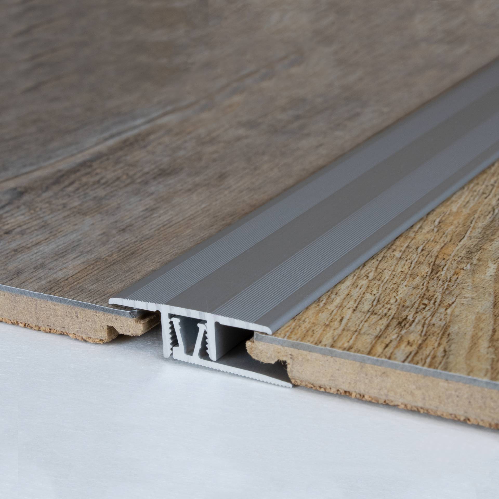 PROVISTON Übergangsprofil Welland Einfasshöhe 7 - 10 mm Übergangsschiene Aluminium eloxiert PROVISTON Übergangsprofil Welland Einfasshöhe 7 - 10 mm Übergangsschiene Aluminium eloxiert von PROVISTON