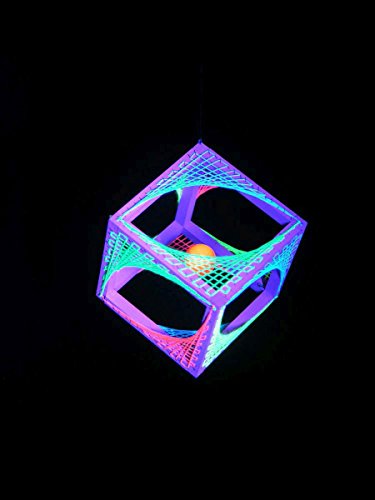 PSYWORK Schwarzlicht 3D StringArt | Fadendeko | Würfel | Violet Flower | 25 cm | UV aktiv | Fadenkunst Neon Wohndeko Dekoration Partydeko PSY Goa Trippy handgefertigt String Art Holz von PSYWORK