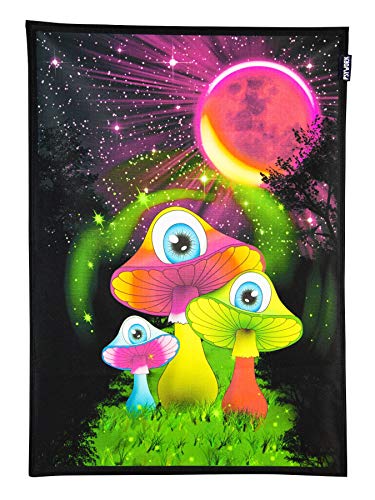 PSYWORK Schwarzlicht Stoffposter Neon | Redmoon Mushrooms | 0,5 x 0,7m | UV-aktiv | fluoreszierend | Wandbehang Stoffbanner Poster Wandbild Kunstdruck Dekobild Dekoration Wandteppich PSYWORK Schwarzlicht Stoffposter Neon | Redmoon Mushrooms | 0,5 x 0,7m | UV-aktiv | fluoreszierend | Wandbehang Stoffbanner Poster Wandbild Kunstdruck Dekobild Dekoration Wandteppich von PSYWORK