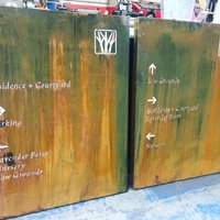Corten | Verrostet Stahl Led Beleuchtet Haus, Business-Zeichen/Plakette von PacificLaserArts