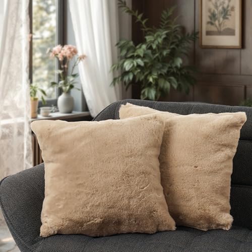 Paco Home 2er Set Kissenbezug Kunstfell Flauschig Deko Wohnzimmer Kissen Kissenhülle Schlafzimmer Soft Boho Waschbar, Farbe:Beige, Sets:2pcs-Set Paco Home 2er Set Kissenbezug Kunstfell Flauschig Deko Wohnzimmer Kissen Kissenhülle Schlafzimmer Soft Boho Waschbar, Farbe:Beige, Sets:2pcs-Set von Paco Home