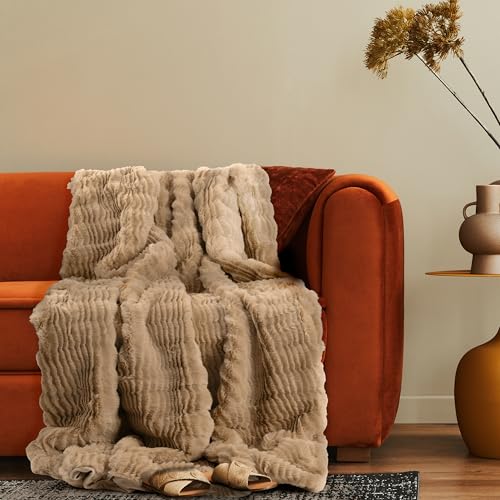 Paco Home Deko Wohnzimmer Decke Kuscheldecke Tagesdecke Waschbar Boho Aesthetic Sofadecke Schlafzimmer Modern Flauschig, Farbe:Beige, Größe:200x240cm von Paco Home