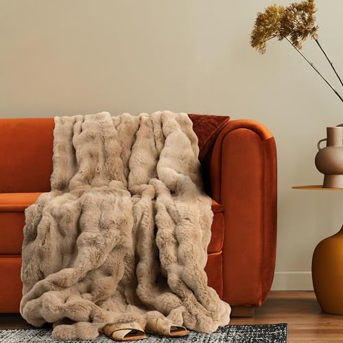 Paco Home Deko Wohnzimmer Decke Kuscheldecke Tagesdecke Waschbar Boho Aesthetic Sofadecke Schlafzimmer Modern Flauschig Waschbar, Farbe:Beige, Größe:200x240cm von Paco Home